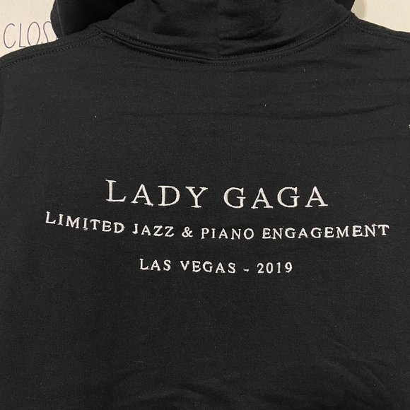 Lady Gaga Jazz & Piano Las Vegas パーカー Lady Gaga Wears Atelier Prabal Gurung at Las Vegas Residency: Lady Gag